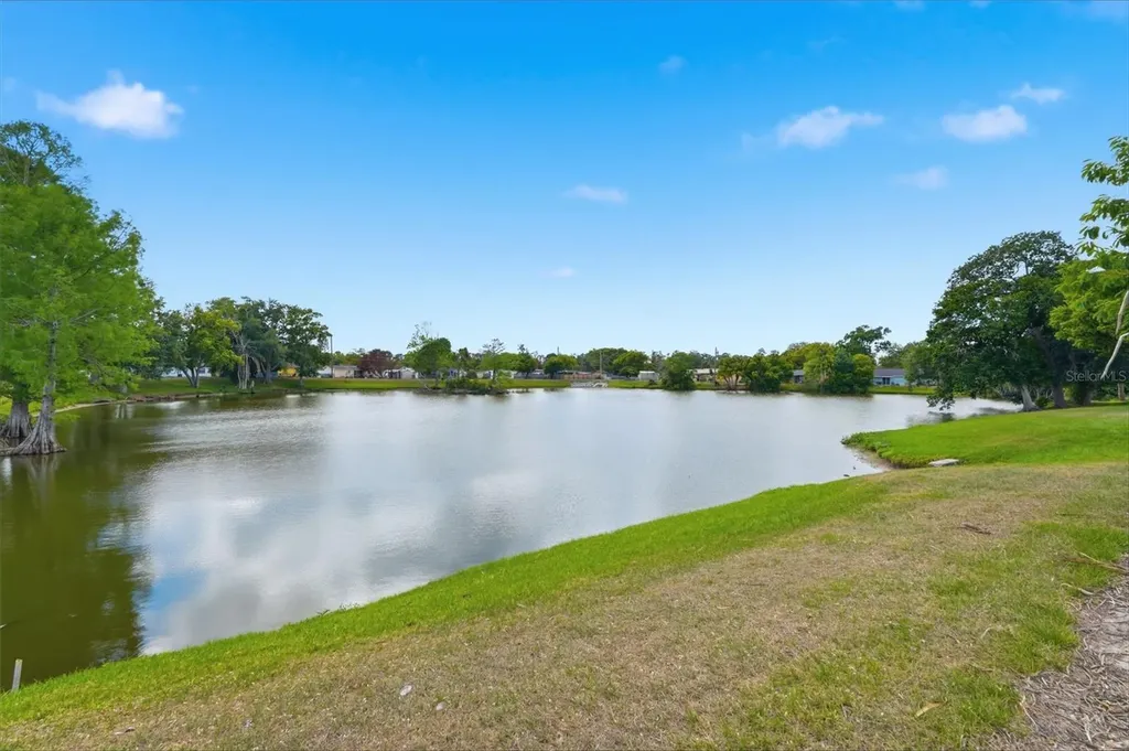 5922 Malcross Drive Orlando FL 32812