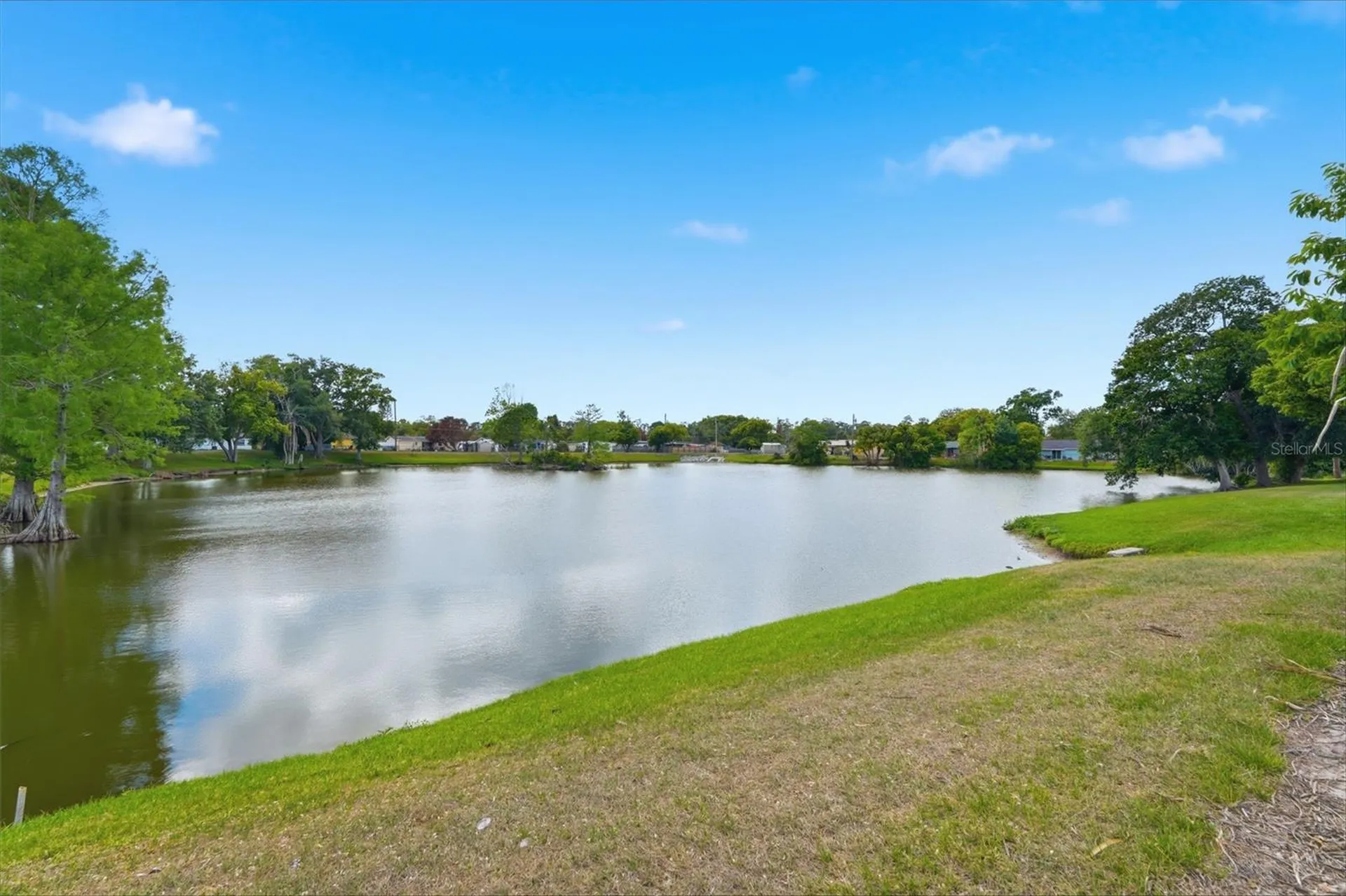 5922 Malcross Drive Orlando FL 32812