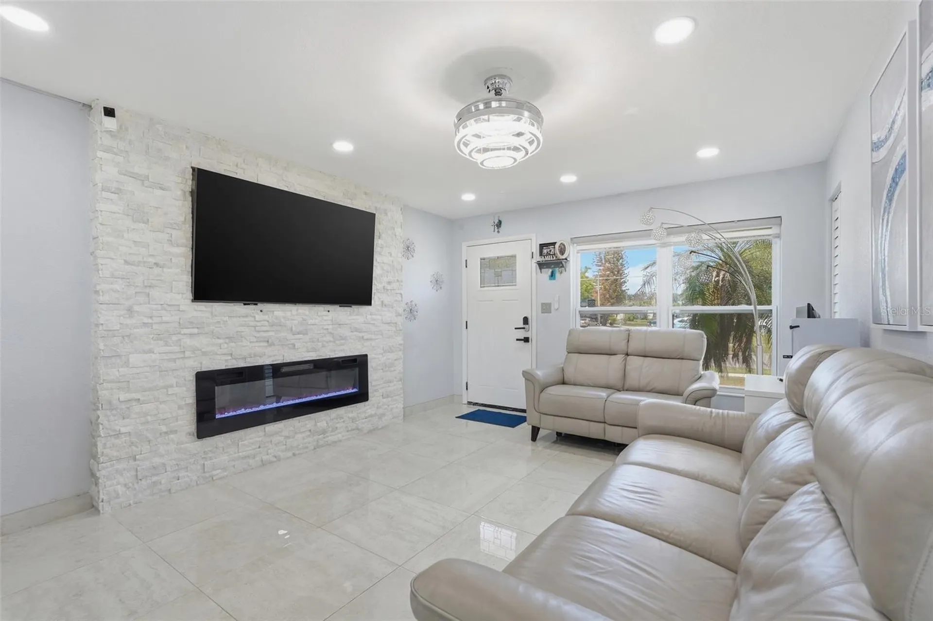 5922 Malcross Drive Orlando FL 32812