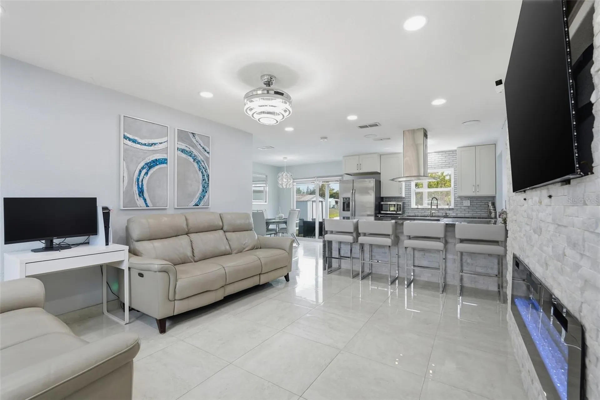 5922 Malcross Drive Orlando FL 32812