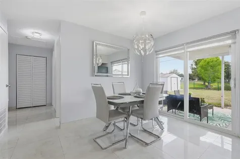 5922 Malcross Drive Orlando FL 32812