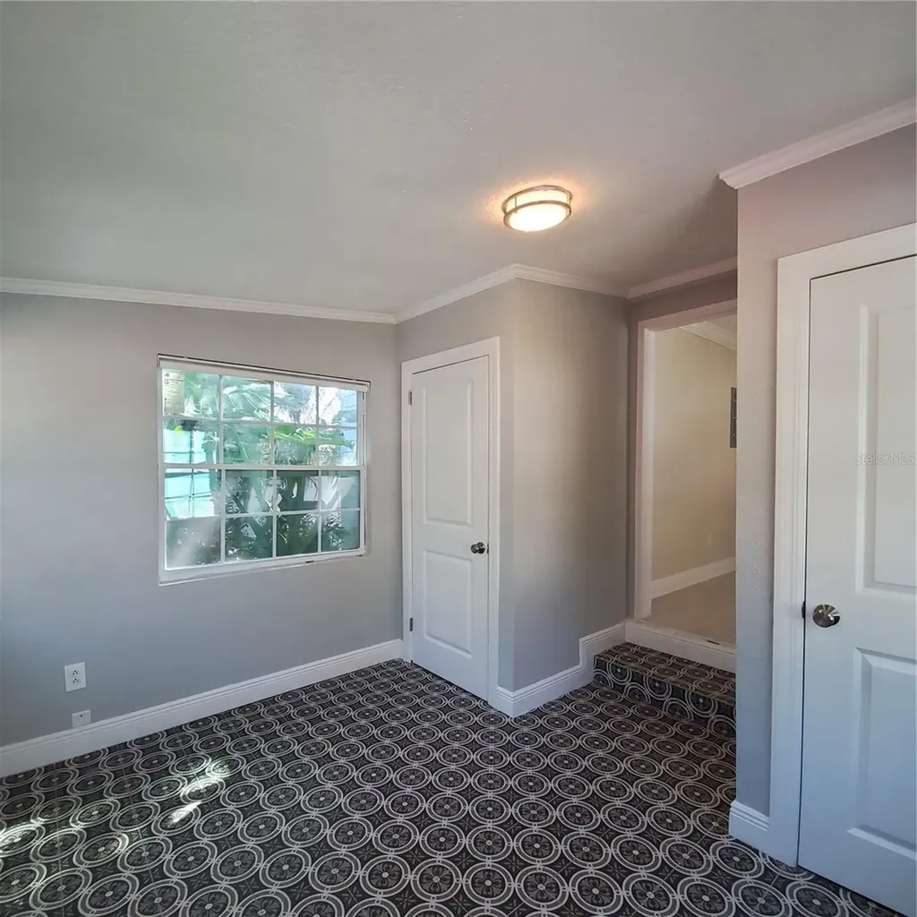 419 E Kaley Street Orlando FL 32806
