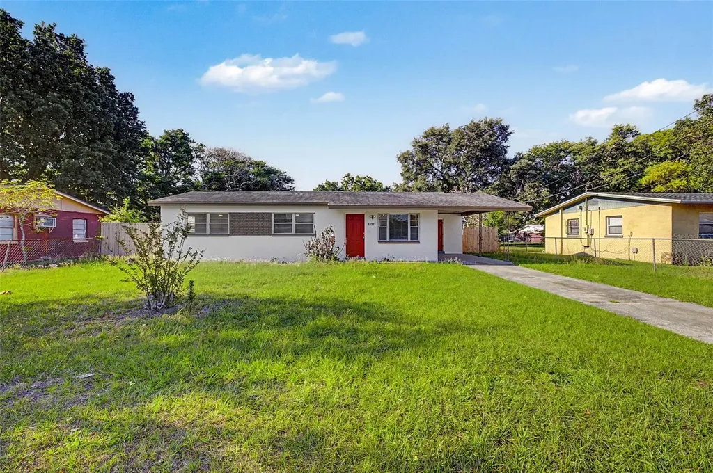 1807 E Ohio Street Plant City FL 33563