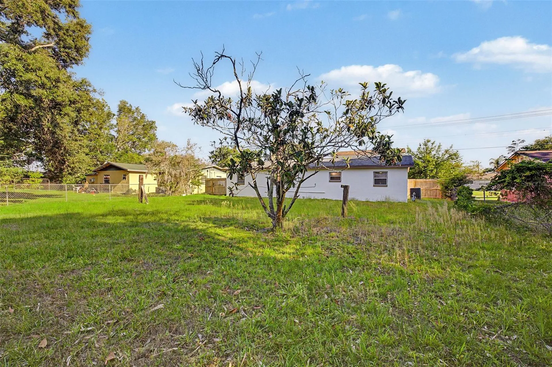 1807 E Ohio Street Plant City FL 33563