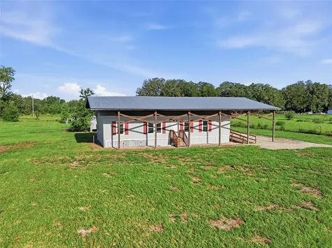 125 NW 40th Avenue Bell FL 32619
