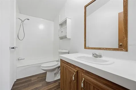 125 NW 40th Avenue Bell FL 32619