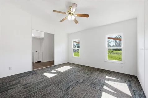 125 NW 40th Avenue Bell FL 32619