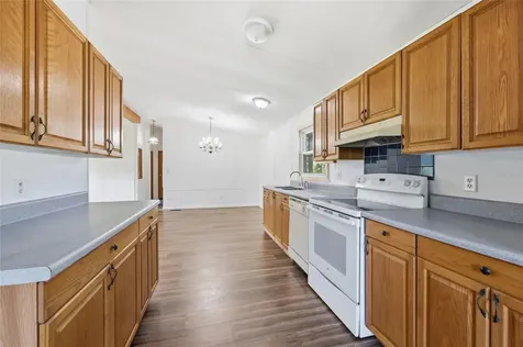 125 NW 40th Avenue Bell FL 32619