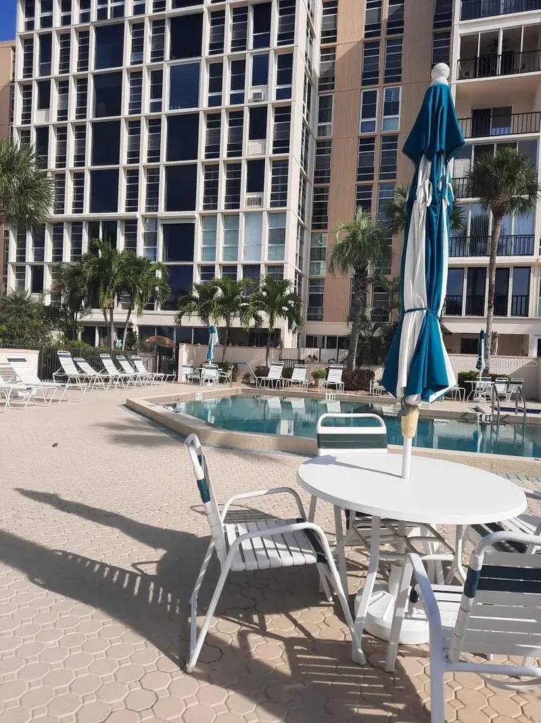 7400 Sun Island Drive S South Pasadena FL 33707