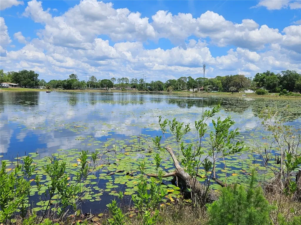 1952 English Drive Deltona FL 32738