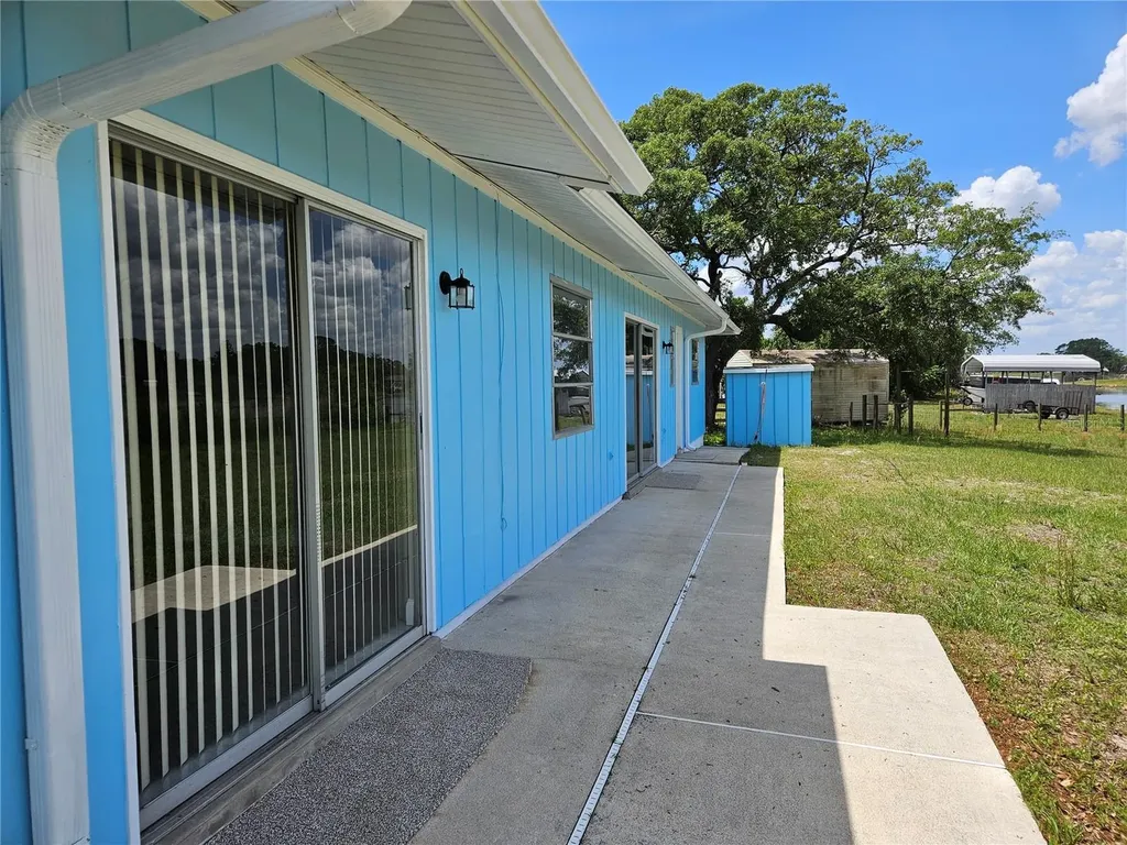 1952 English Drive Deltona FL 32738