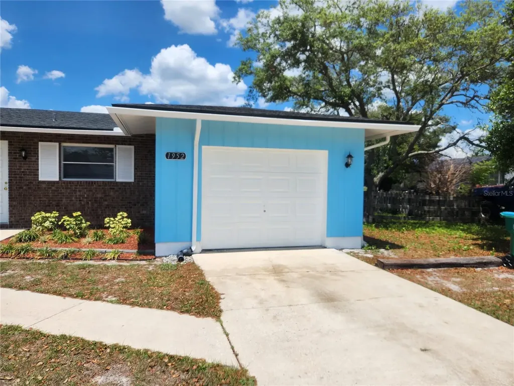 1952 English Drive Deltona FL 32738