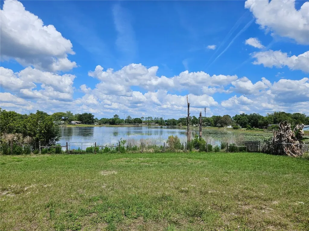 1952 English Drive Deltona FL 32738