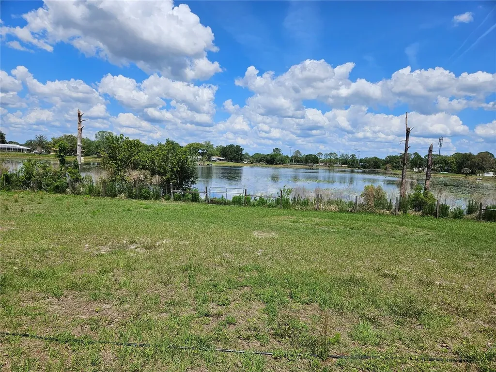 1952 English Drive Deltona FL 32738