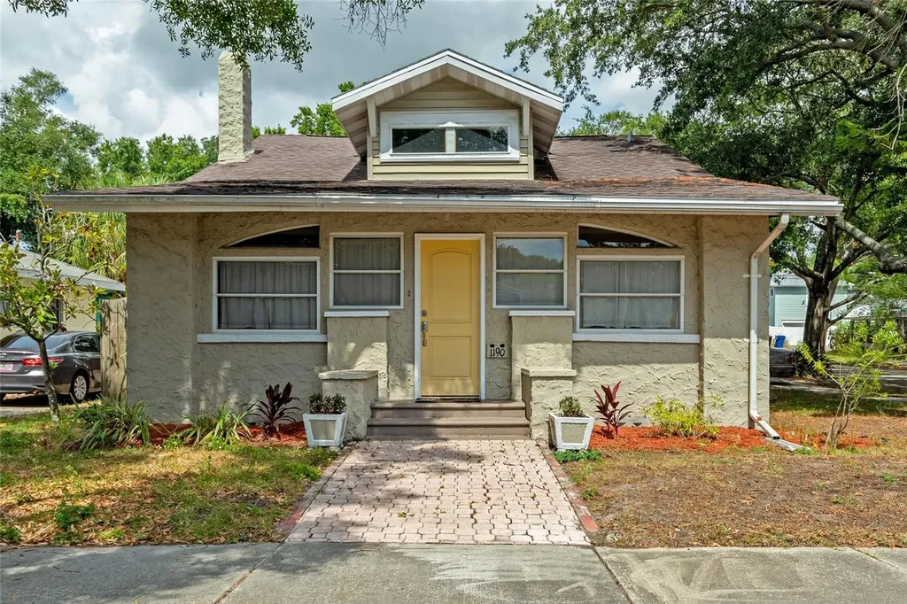 1190 8th Street N St Petersburg FL 33701