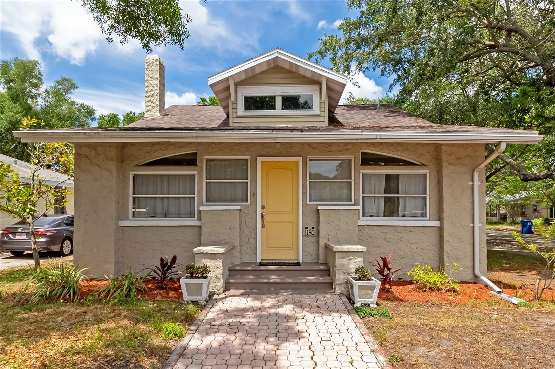 1190 8th Street N St Petersburg FL 33701