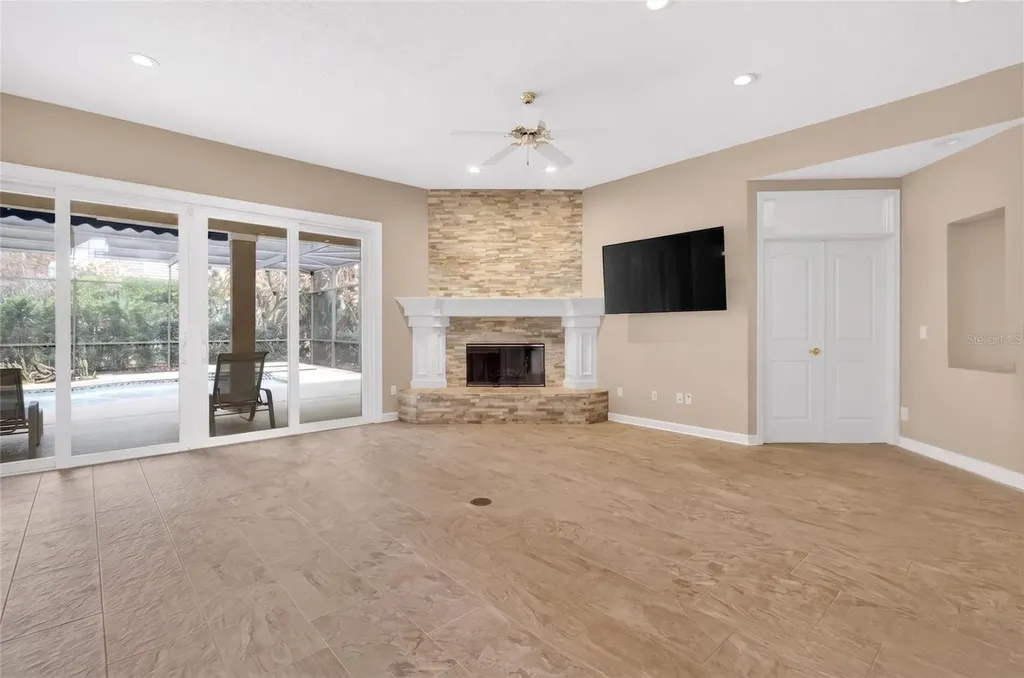 8738 Beckingham Place Orlando FL 32836