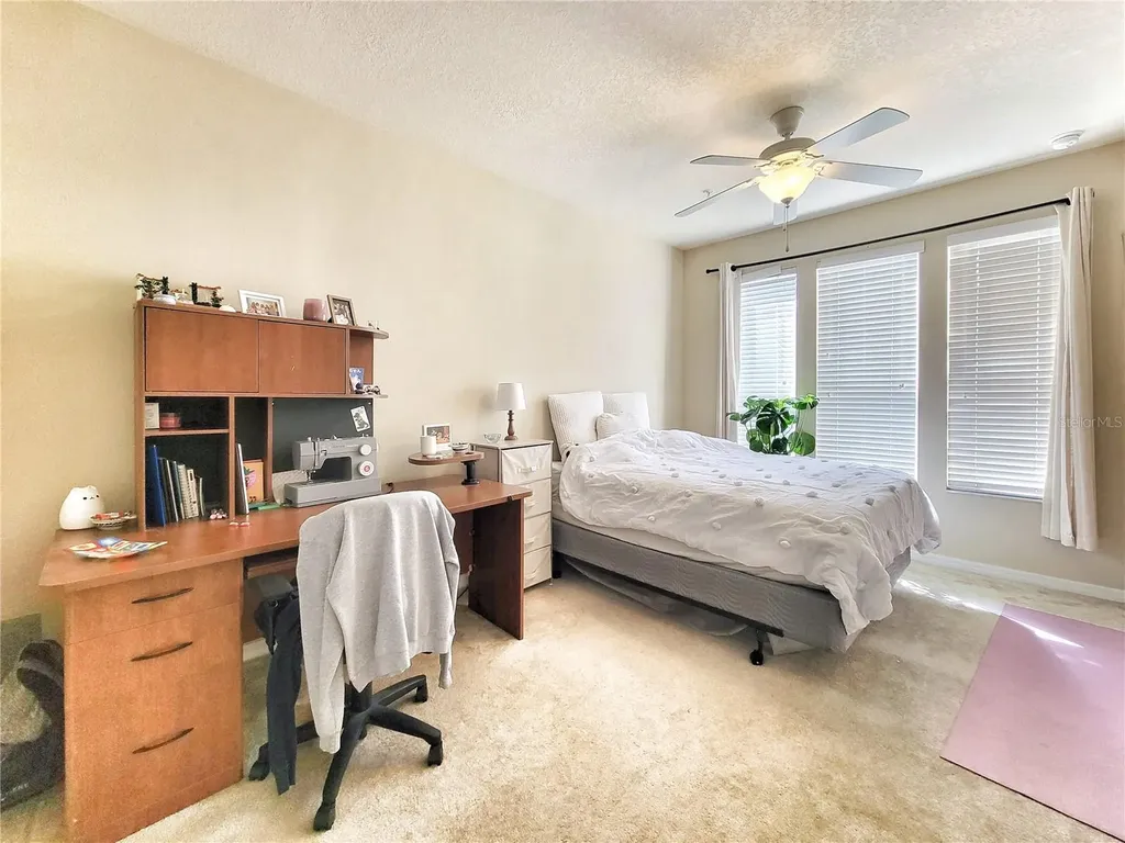 1185 SW 9th Road Gainesville FL 32601
