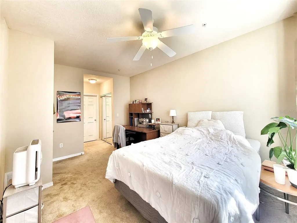 1185 SW 9th Road Gainesville FL 32601
