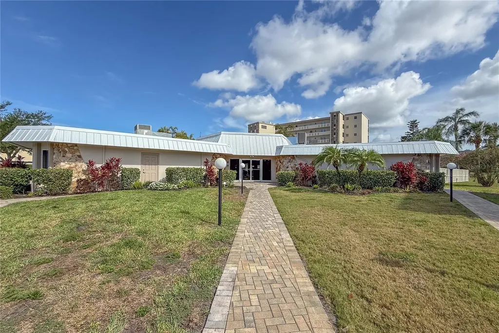 3880 Ironwood Lane Bradenton FL 34209