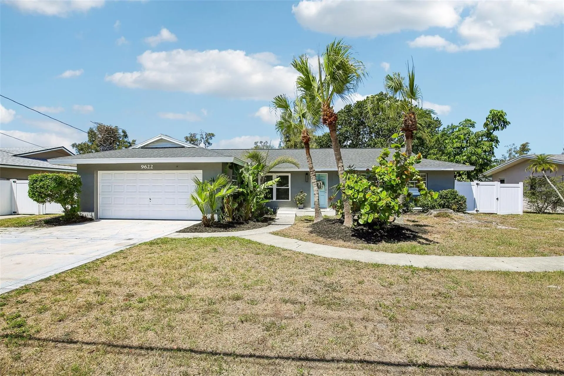 9622 Oakhurst Road Seminole FL 33776