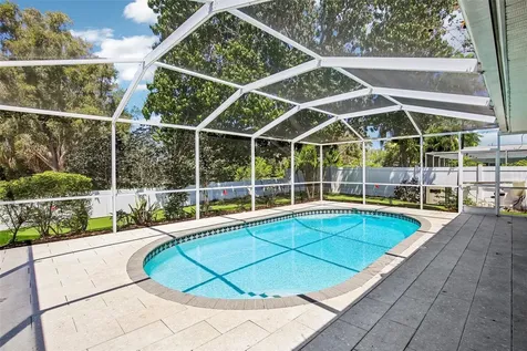 9622 Oakhurst Road Seminole FL 33776