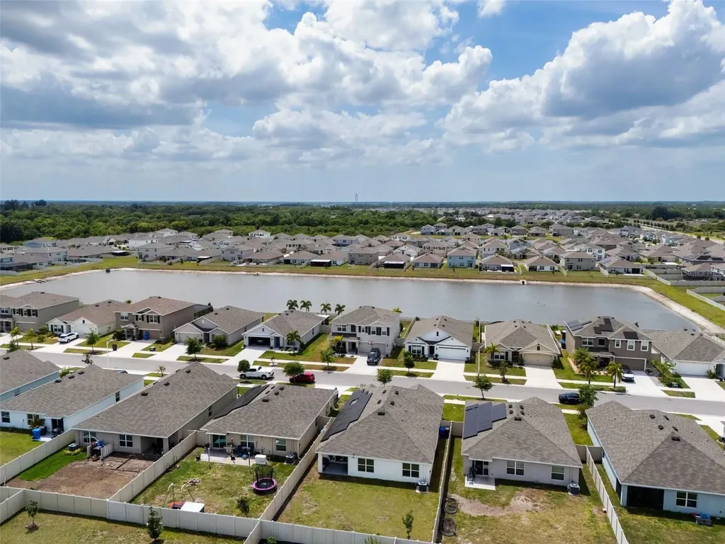 16742 Sunburst Lake Street Wimauma FL 33598