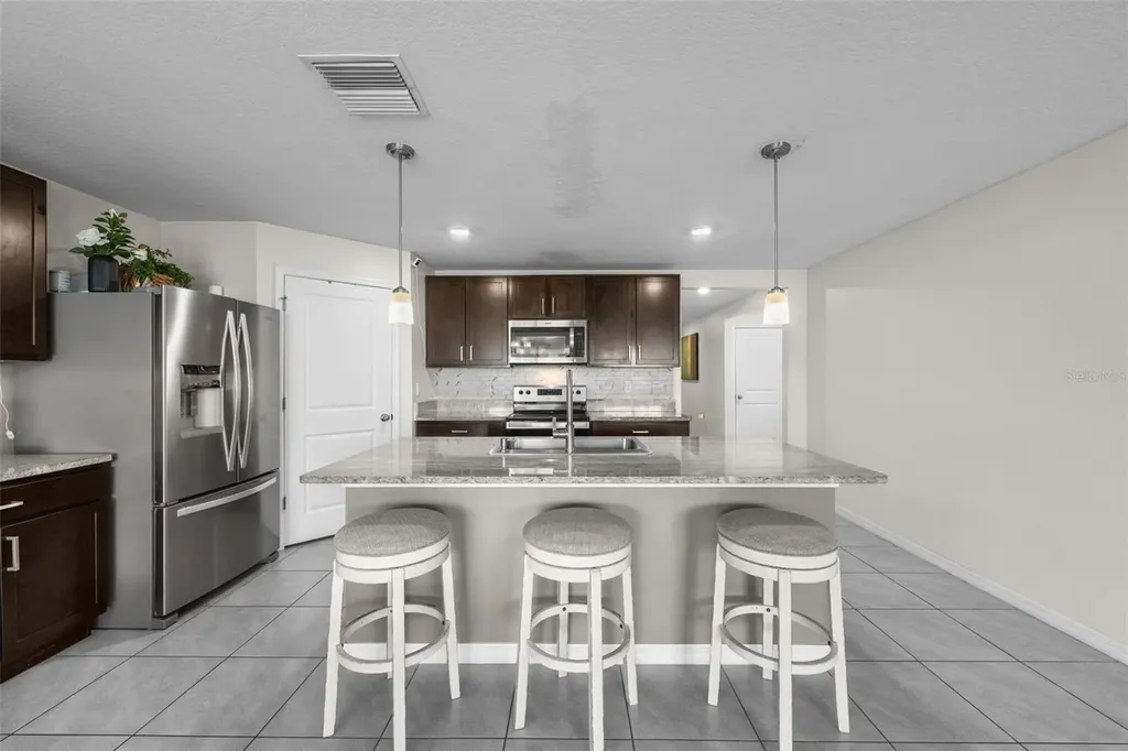 16742 Sunburst Lake Street Wimauma FL 33598