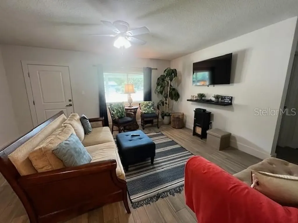 6030 Carlton Avenue Sarasota FL 34231