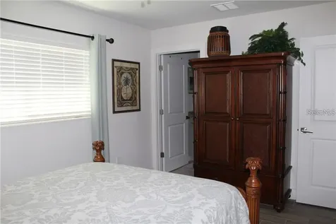 6030 Carlton Avenue Sarasota FL 34231