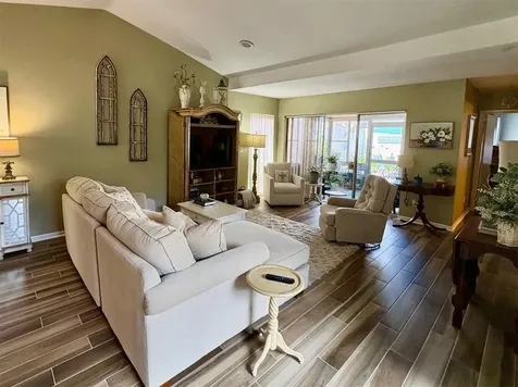 277 Mariposa Winter Haven FL 33884