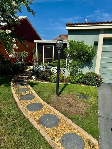 277 Mariposa Winter Haven FL 33884