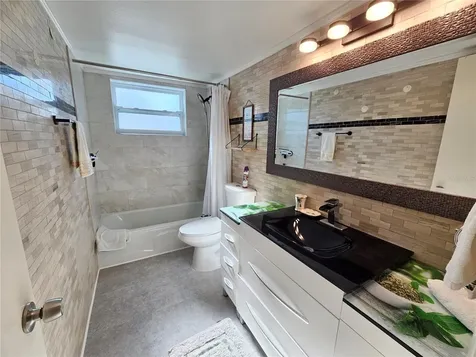 5896 Palm Lane Bradenton FL 34207