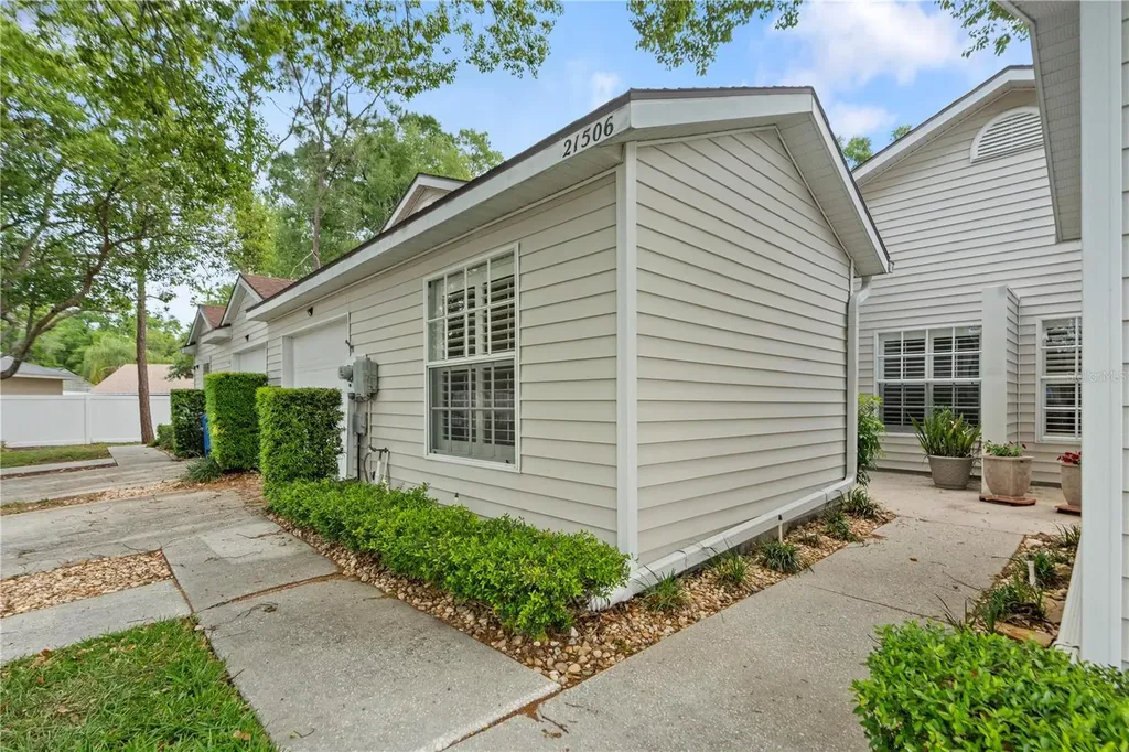 21506 Gray Tern Court Lutz FL 33549