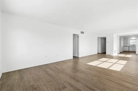 8950 Park Boulevard Seminole FL 33777