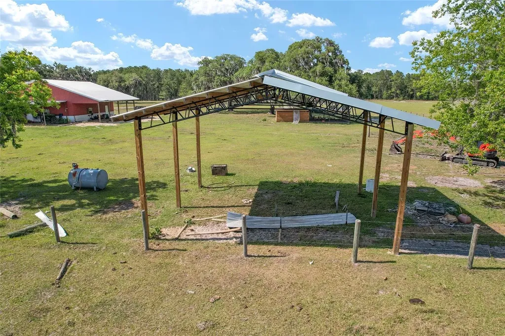 15120 SE 85th Street Ocklawaha FL 32179