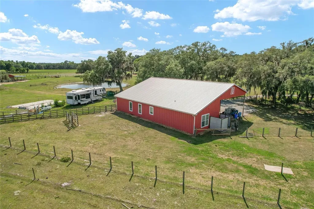 15120 SE 85th Street Ocklawaha FL 32179