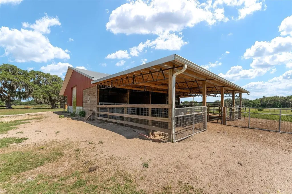 15120 SE 85th Street Ocklawaha FL 32179