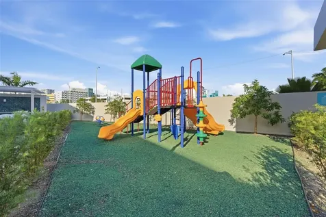1445 C. Marg Baldorioty Carolina PR 00979