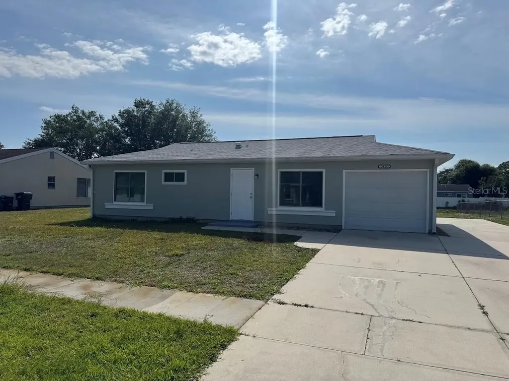 2422 Roxbury Circle North Port FL 34287