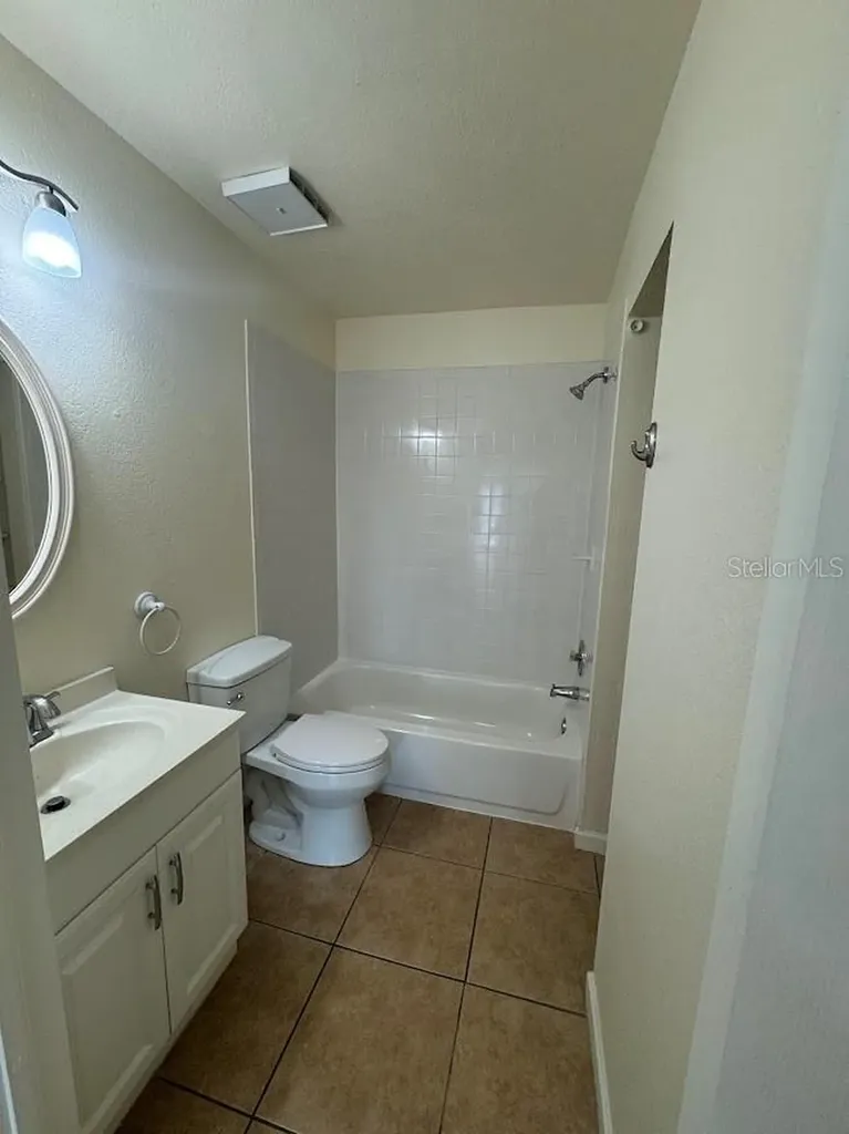 2422 Roxbury Circle North Port FL 34287