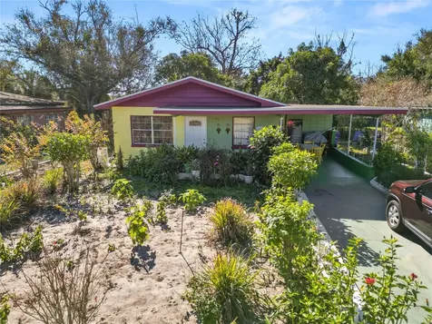 300 Avenue V NE Winter Haven FL 33881