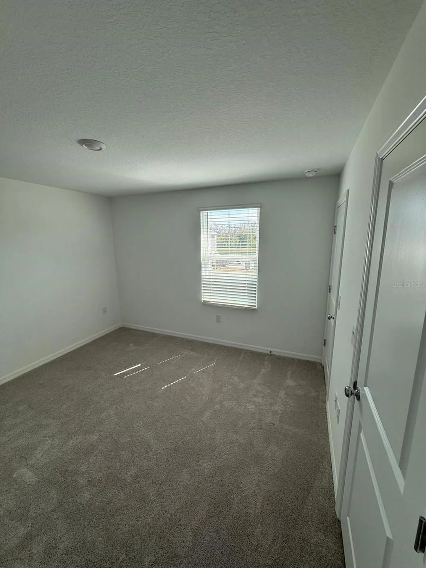 3208 Skyline Loop Kissimmee FL 34758
