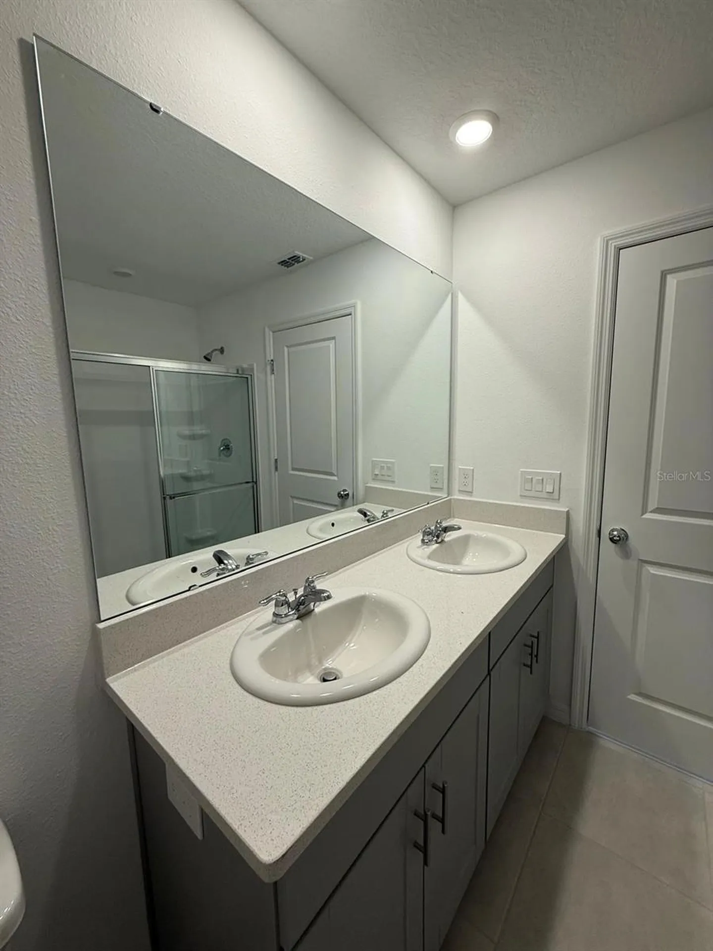 3208 Skyline Loop Kissimmee FL 34758