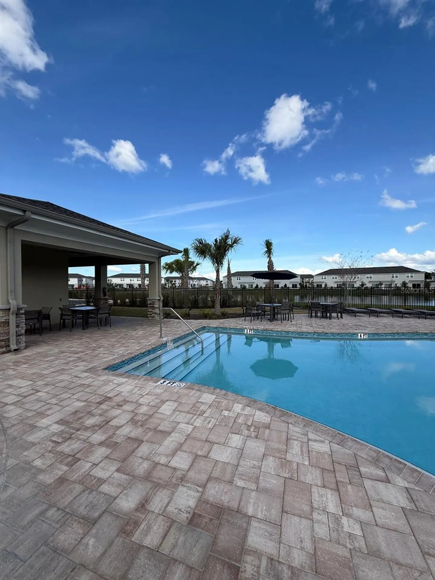 3208 Skyline Loop Kissimmee FL 34758