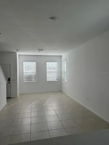 3208 Skyline Loop Kissimmee FL 34758