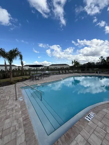 3208 Skyline Loop Kissimmee FL 34758