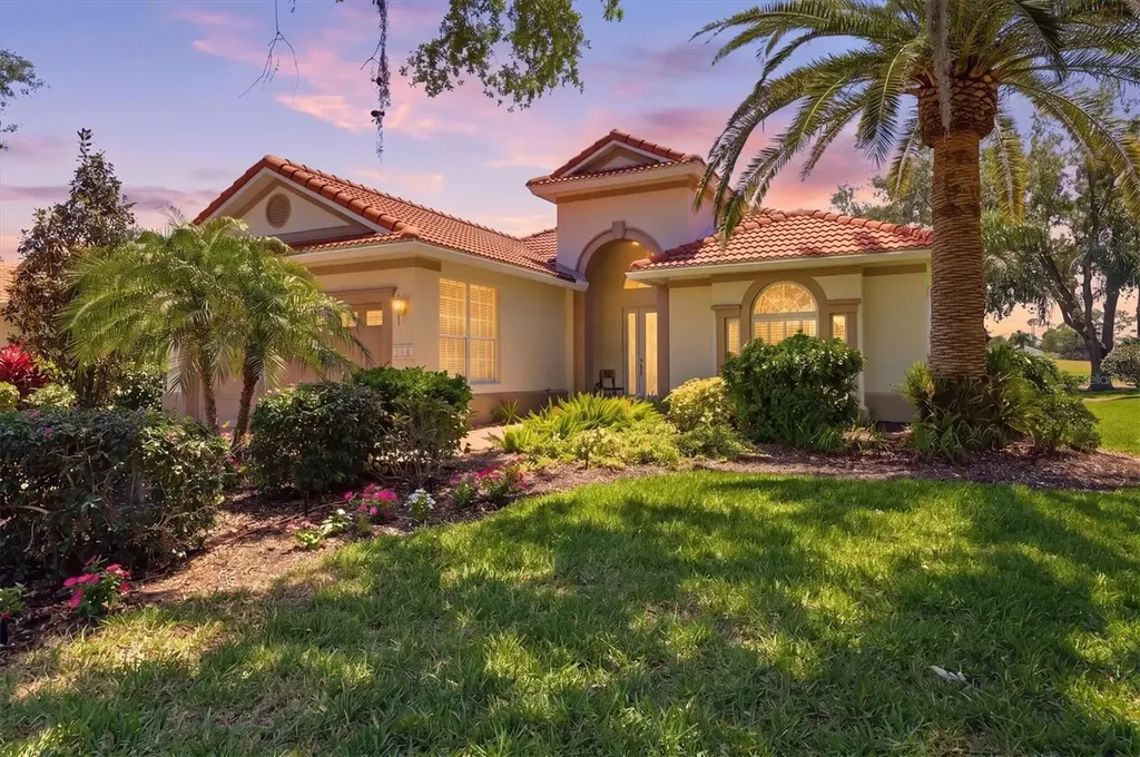 7316 Saint Georges Way University Park FL 34201