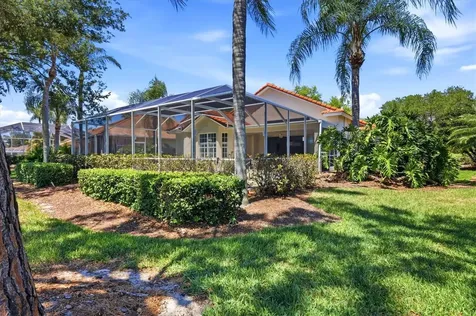 7316 Saint Georges Way University Park FL 34201