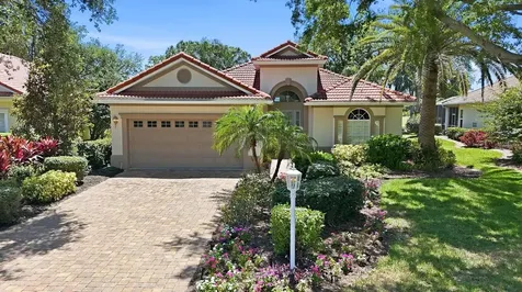 7316 Saint Georges Way University Park FL 34201